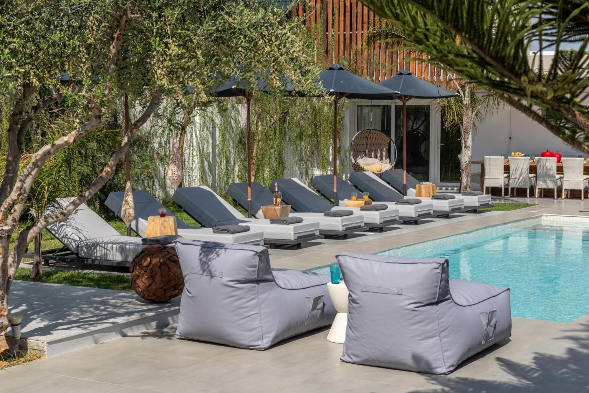 Hypnosis Beachside Villa With Private Heated Pool Georgioupoli Buitenkant foto