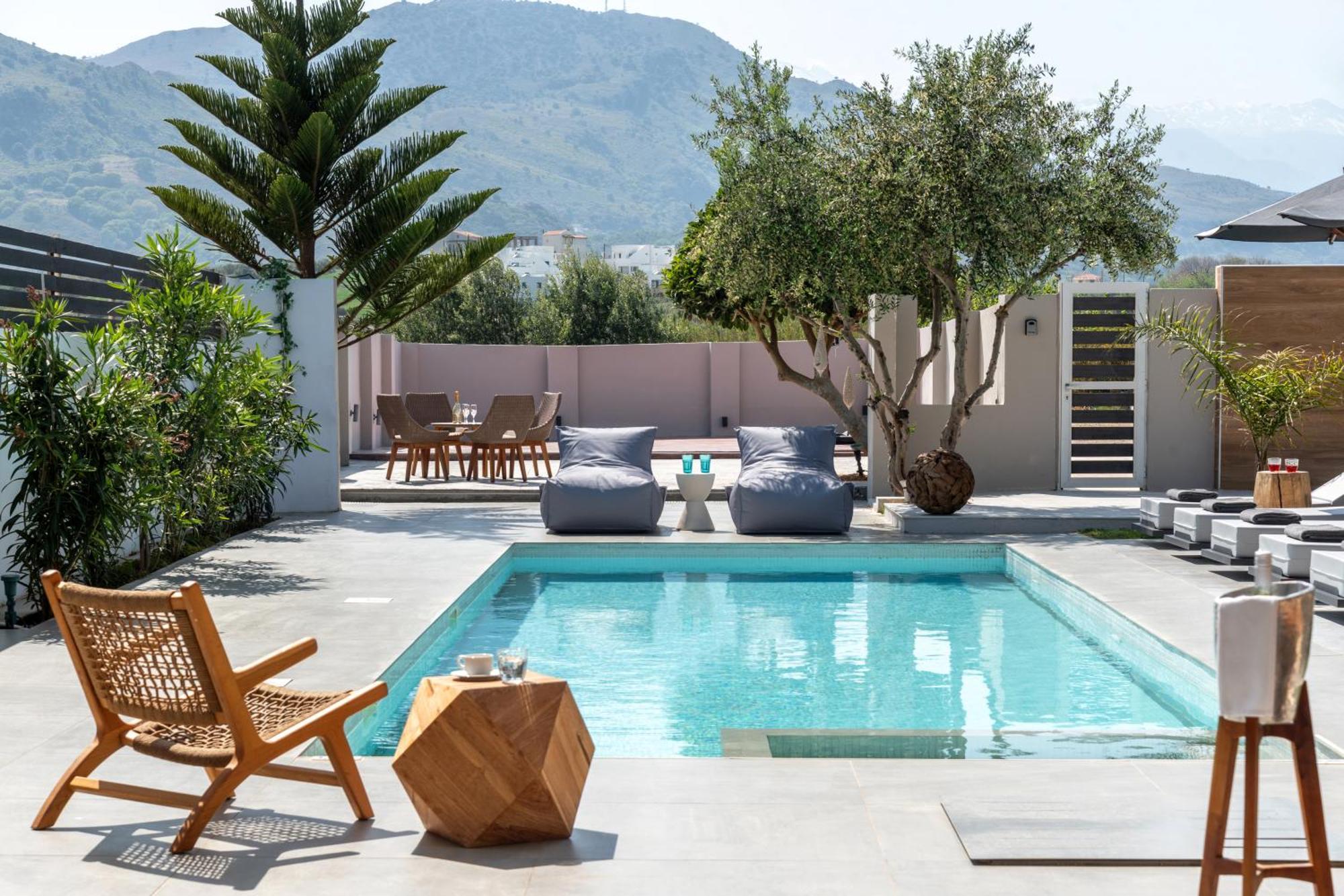 Hypnosis Beachside Villa With Private Heated Pool Georgioupoli Buitenkant foto