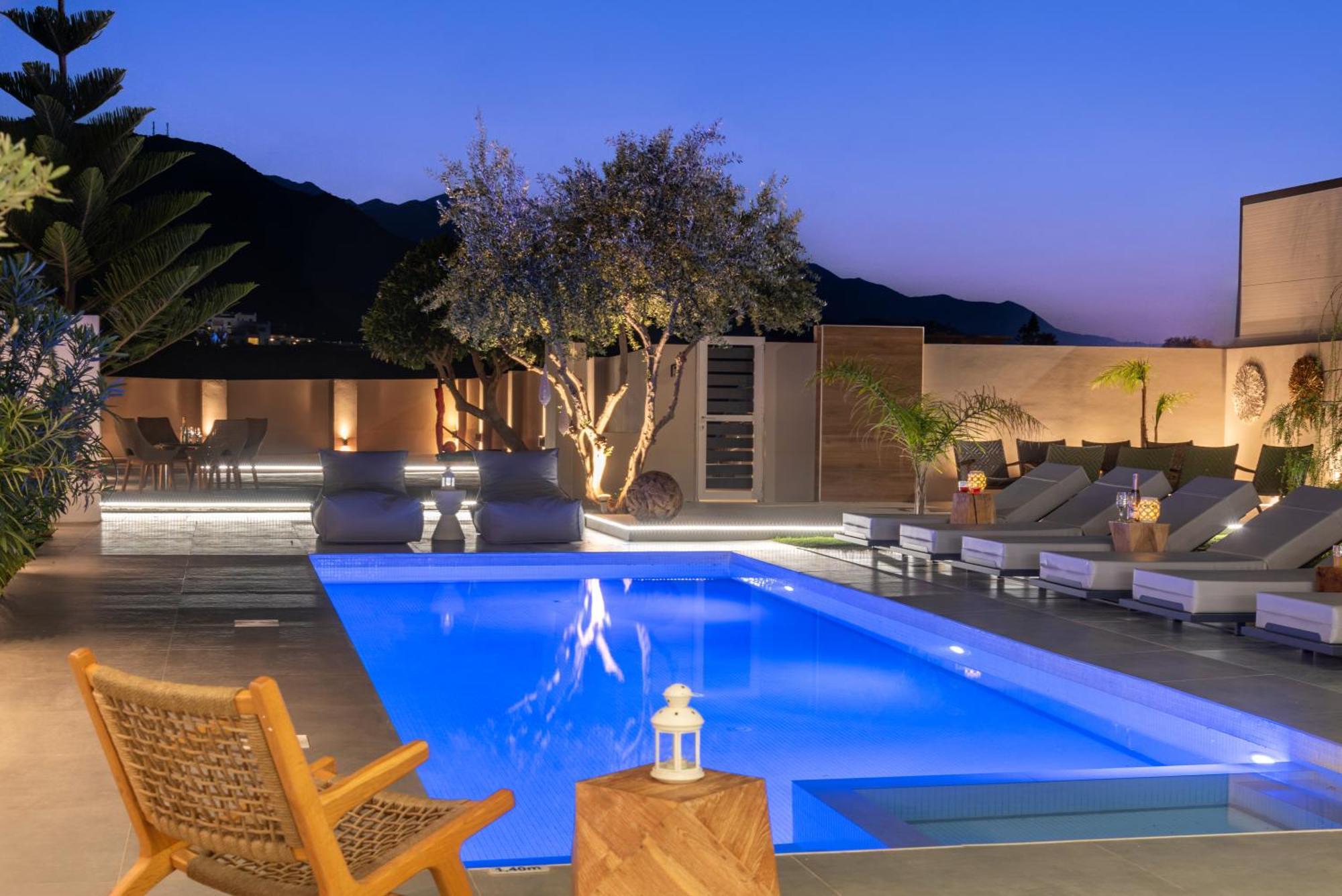 Hypnosis Beachside Villa With Private Heated Pool Georgioupoli Buitenkant foto