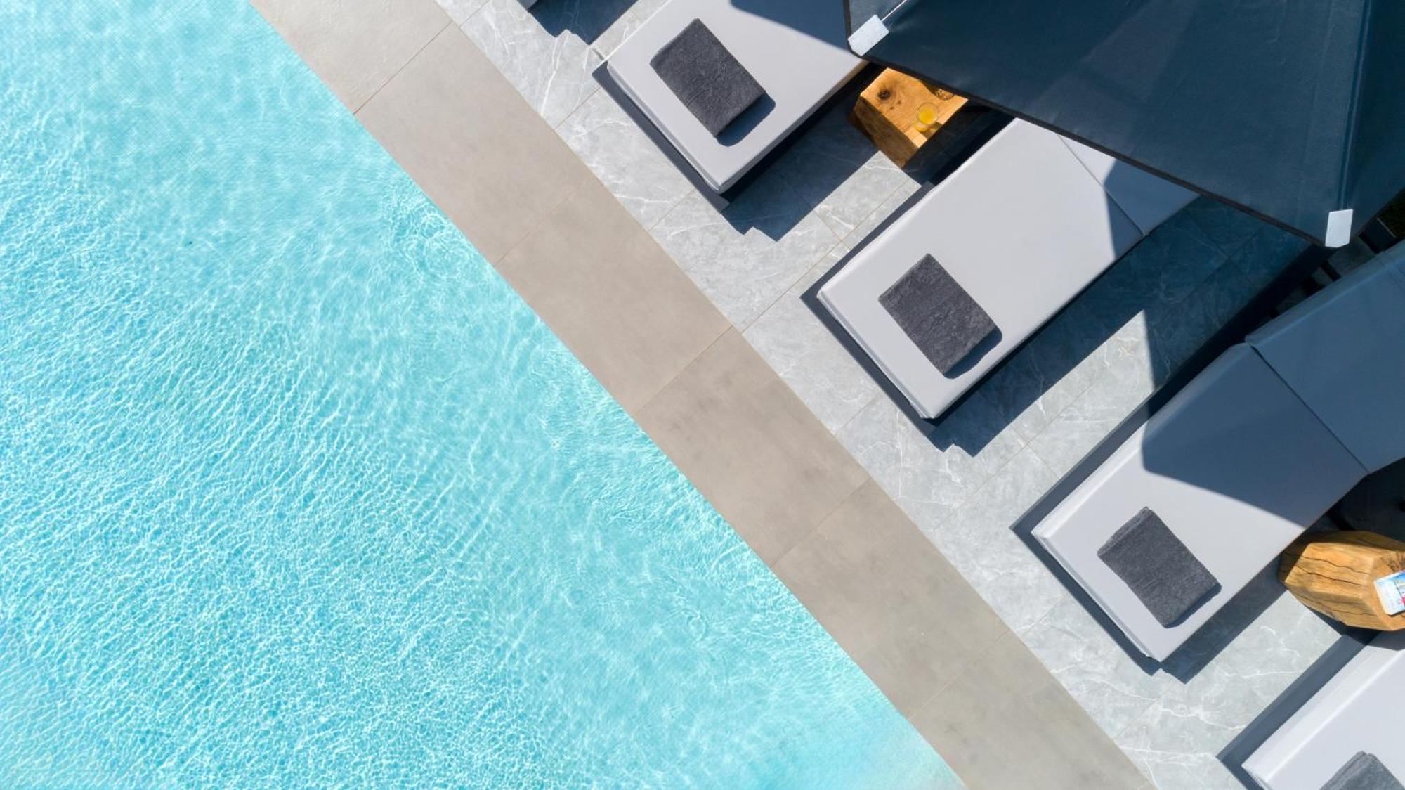 Hypnosis Beachside Villa With Private Heated Pool Georgioupoli Buitenkant foto